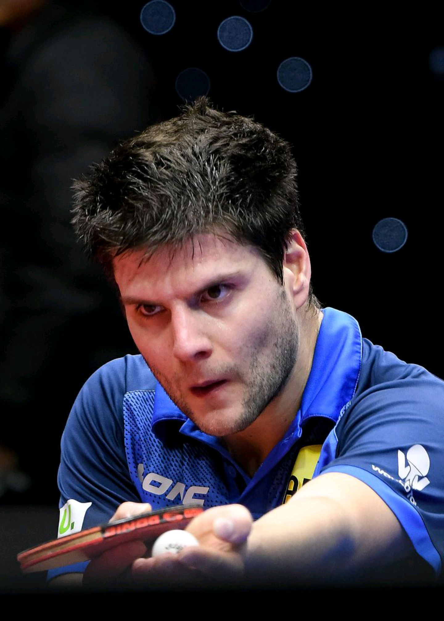 中国乒乓球队险胜波兰乒乓球队，奥恰洛夫高光表现