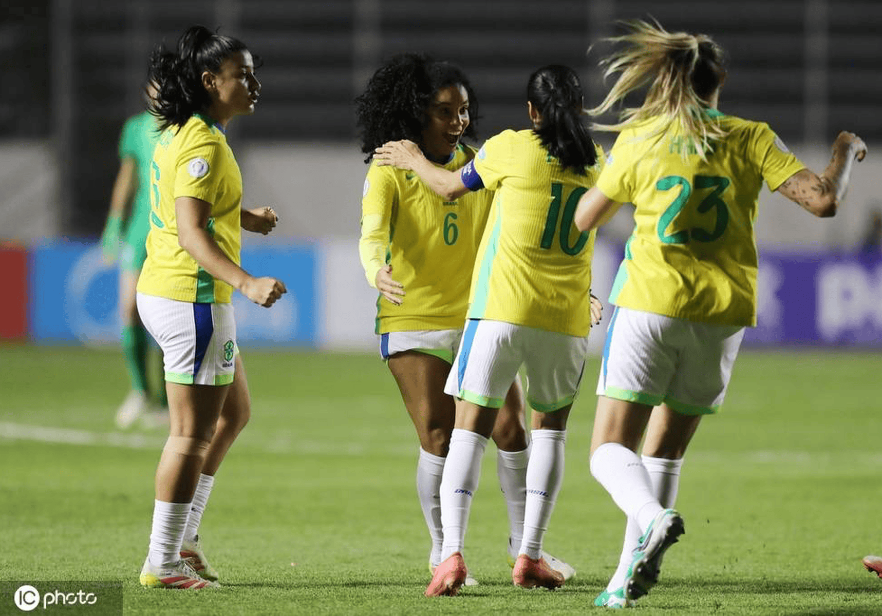 美洲杯小组赛落幕，强队悉数晋级