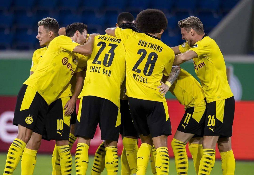 德国队横扫印度队，郑思维统治全场