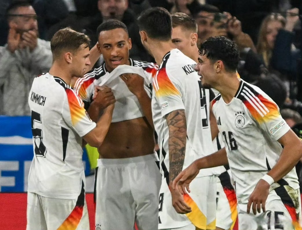 德国队鏖战瑞典队，张本智和状态火热