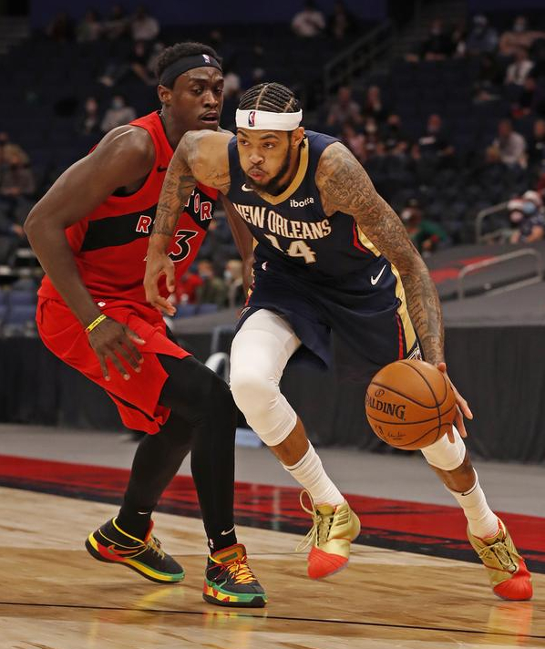 掘金翻盘四川队，西亚卡姆惊艳四座