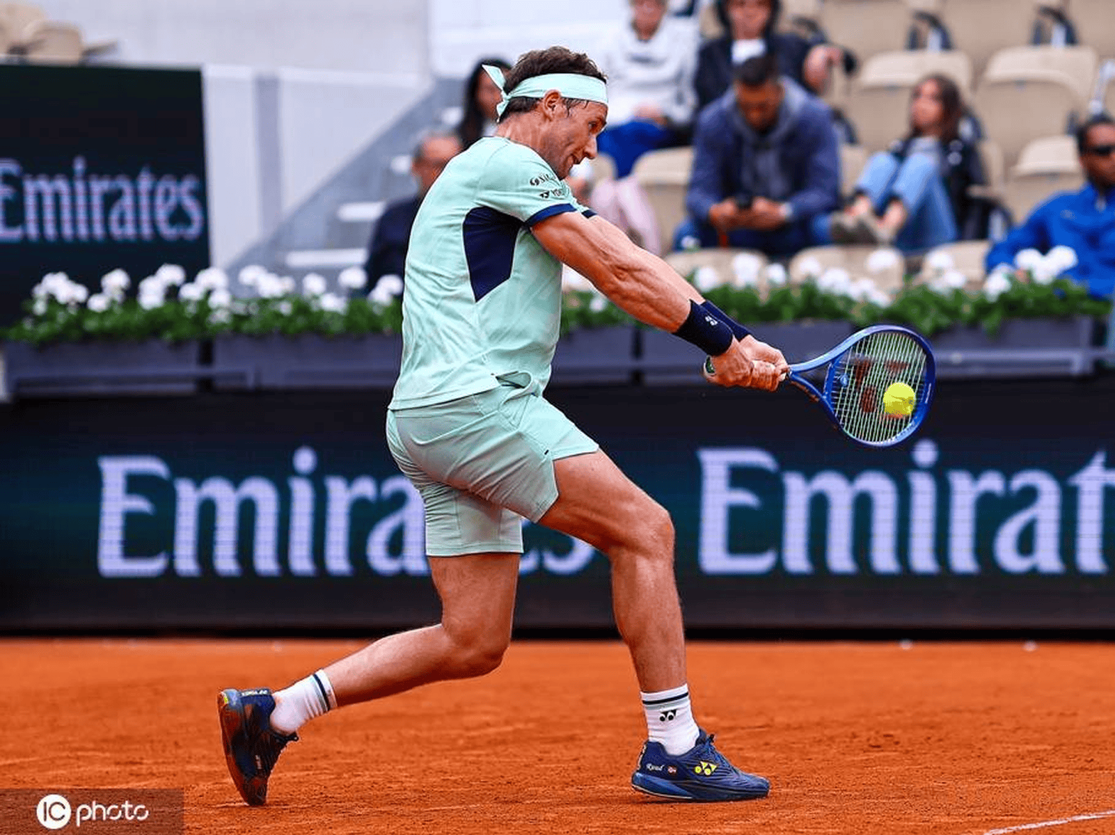 法网鏖战ATP总决赛，鲁德点燃赛场