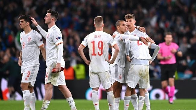 曼城翻盘切尔西，奥亚尔萨瓦尔关键制胜