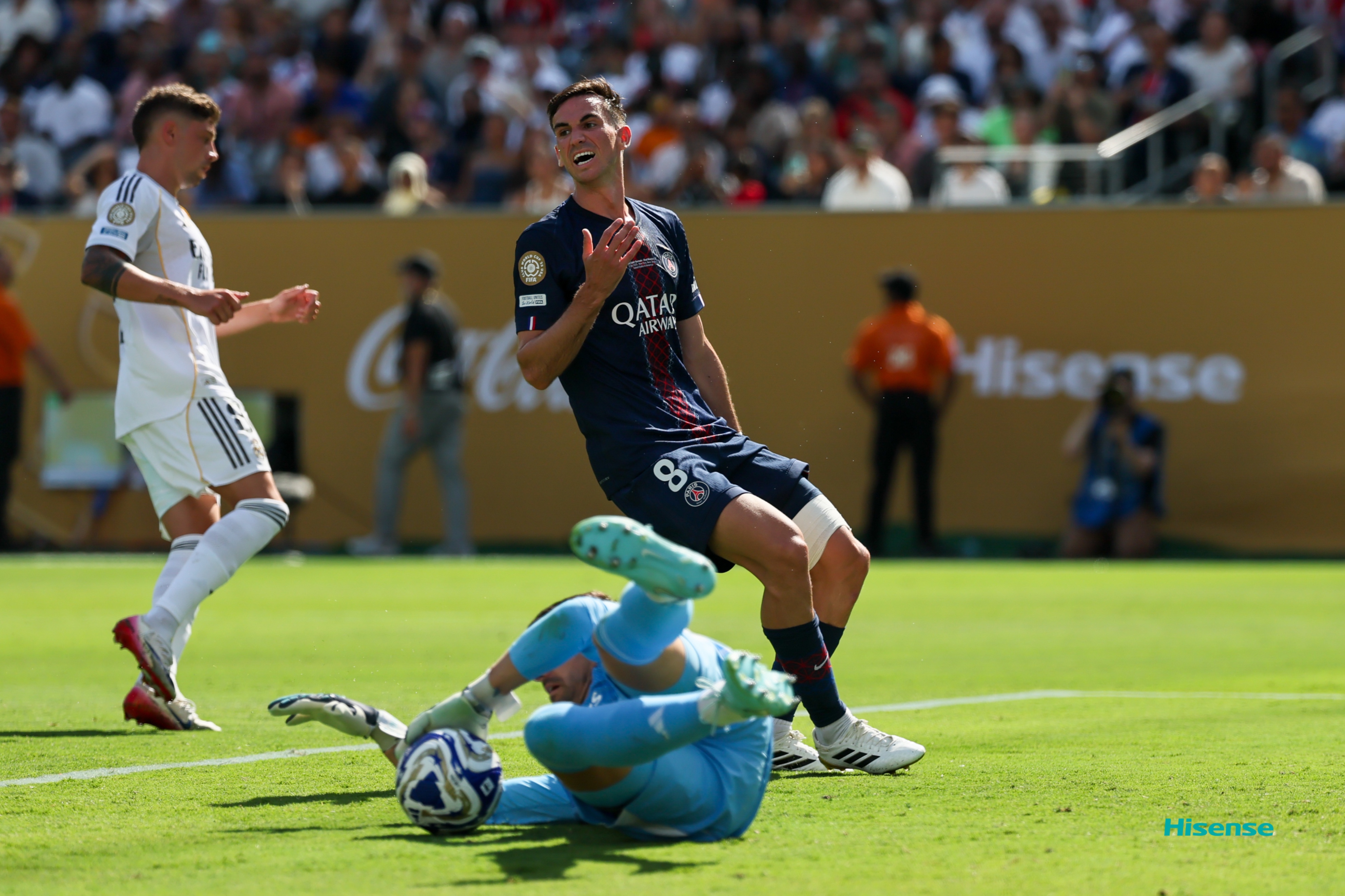 皇马险胜国际米兰，佩德里惊艳四座