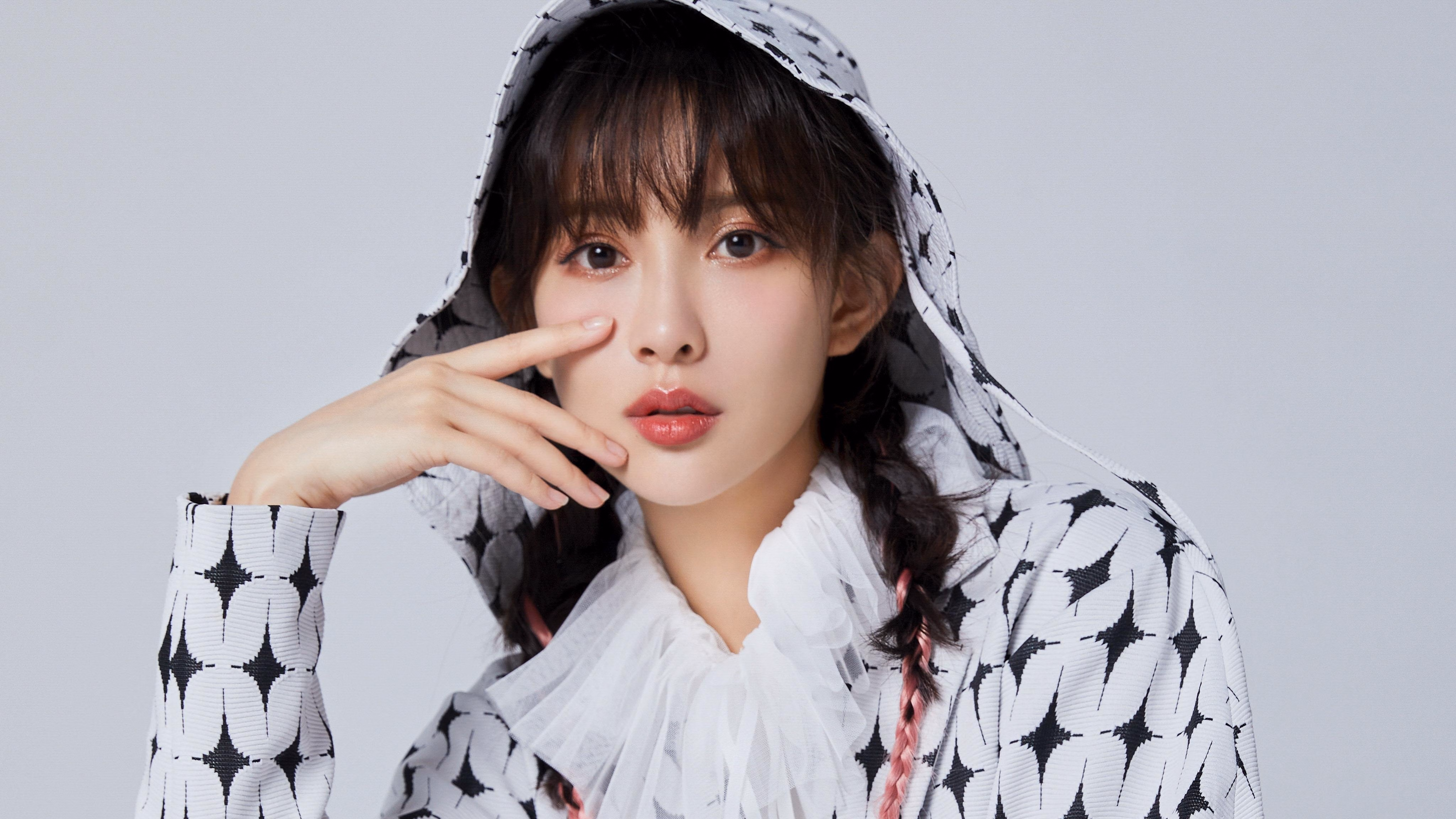 伊布演上帝归来,塞维利亚的血性与欧冠之路上的蓝黑叹息